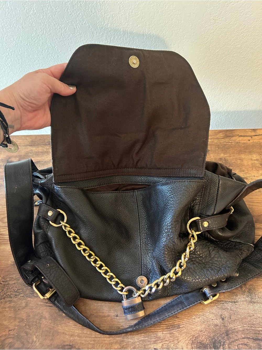 2007 Chloe Brown Leather Hobo Bag with Gold Chain/ Lock and Key Accent - Picture 7 of 8
